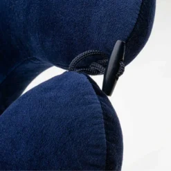 Iguana Nerri Travel Pillow -Robens Sales Store iguana nerri travel pillow 3